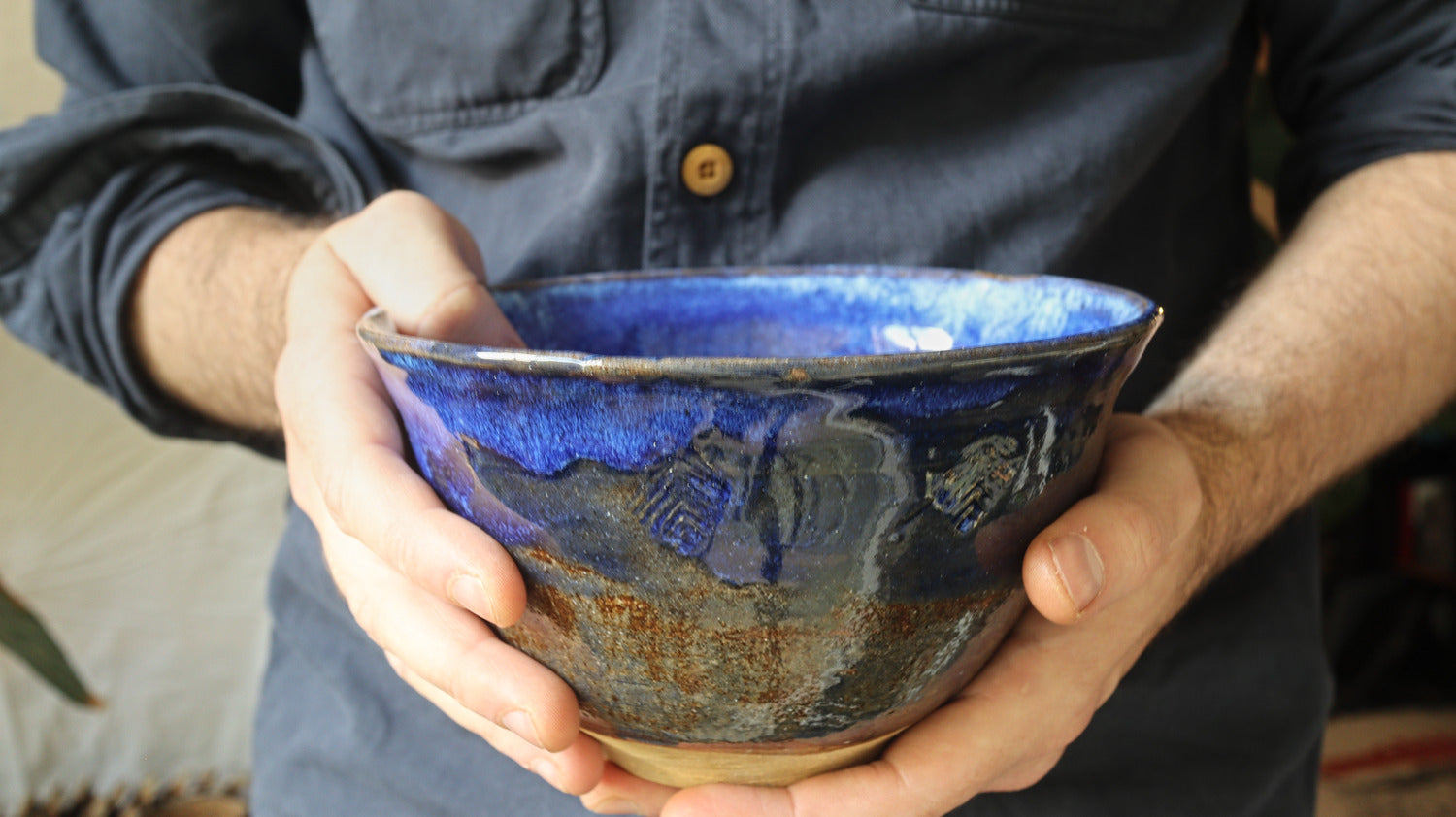 Nesting set of mixing bowls, blue glaze.