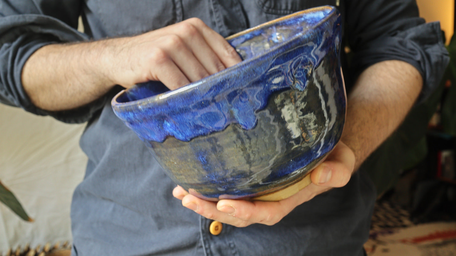 Nesting set of mixing bowls, blue glaze.